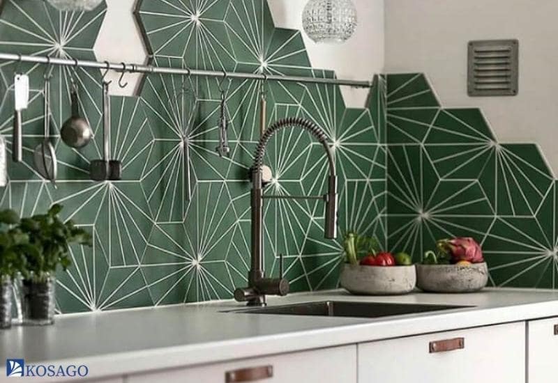 Gạch lục giác bông tạo điểm nhấn tượng cho không gian bếp