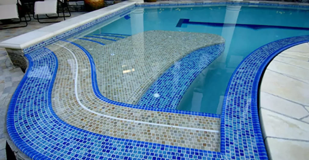 Gạch mosaic hồ bơi gốm sứ