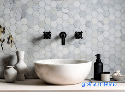 Gạch mosaic bị ố, mốc do lâu ngày không vệ sinh