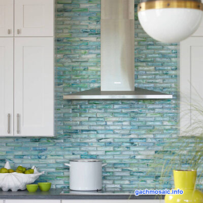 Gạch mosaic có bề mặt rất dễ vệ sinh